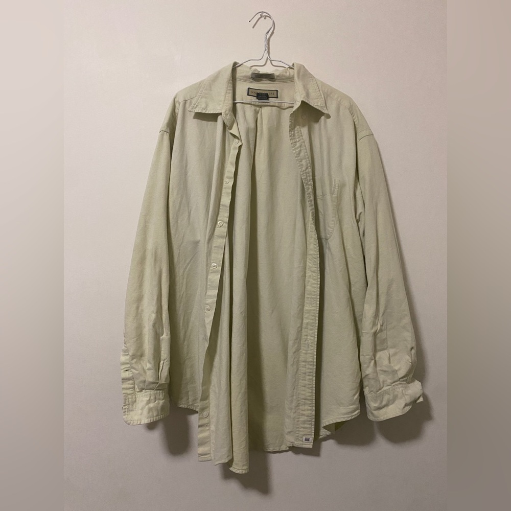 large button up! - Picture 3 of 4